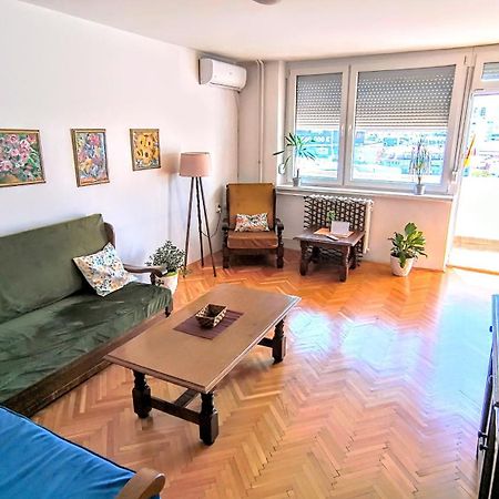 Apartment Maya'S Place Skopje Zewnętrze zdjęcie